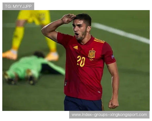 费兰托雷斯禁区倒地铲射制造极大威胁